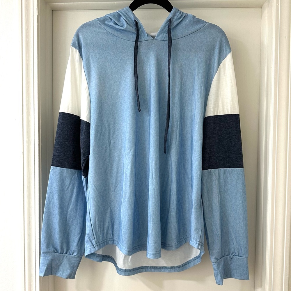 Loveu.Dear Blue and White Colorblock Hoodie, Size 1XL